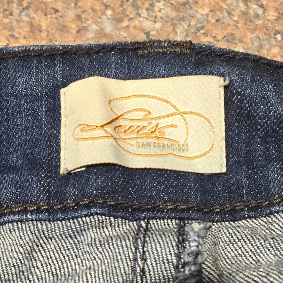 Levi's Capri Jeans 22 - Picture 3 of 4